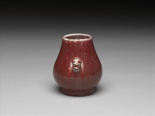 霽紅釉雙耳罐