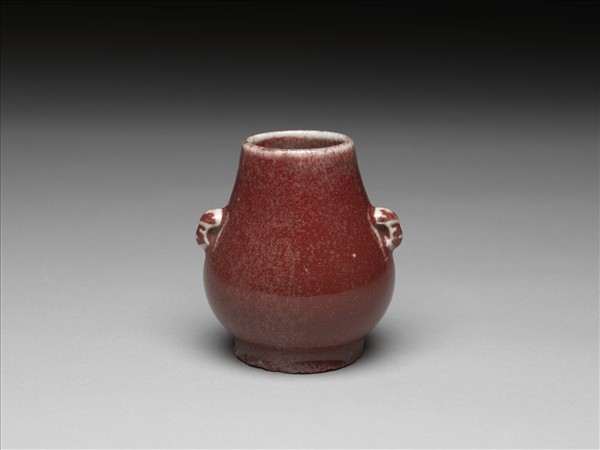 霽紅釉雙耳罐