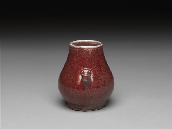 霽紅釉雙耳罐
