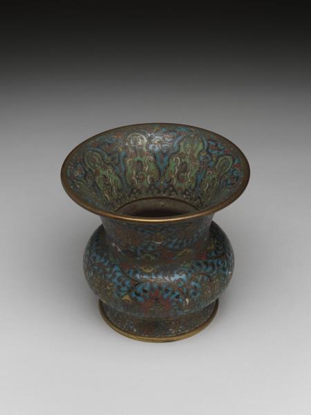 掐絲琺瑯番蓮紋尊