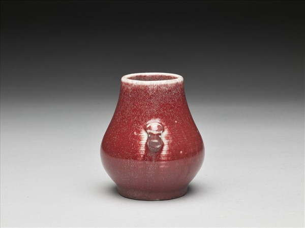 霽紅釉雙耳罐