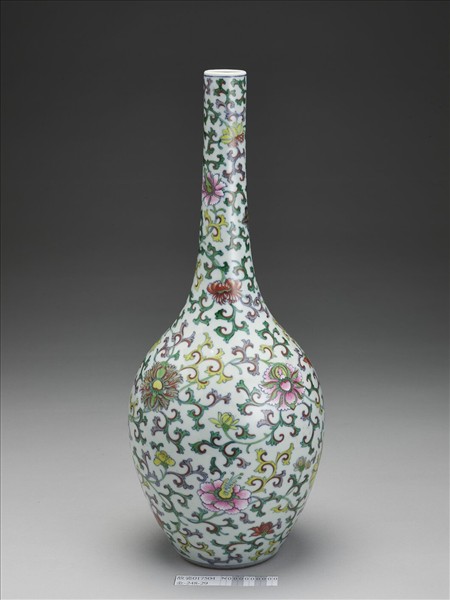鬥彩花卉紋長頸瓶