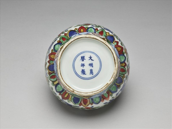 五彩花鳥紋蓋罐