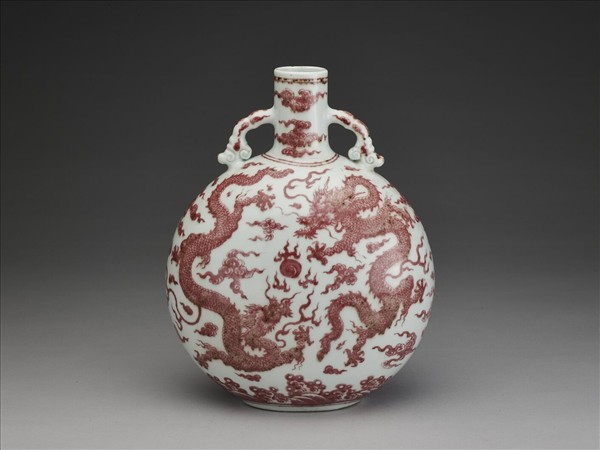 釉裡紅雲龍紋扁壺