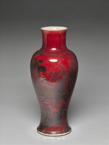 寶石紅釉墨彩山水圖梅瓶