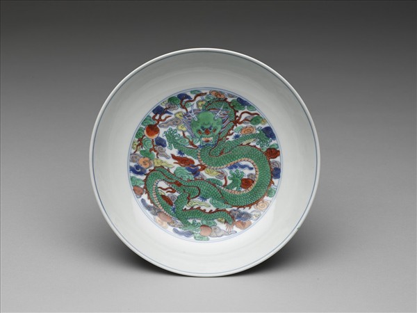 鬥彩龍鳳紋盤