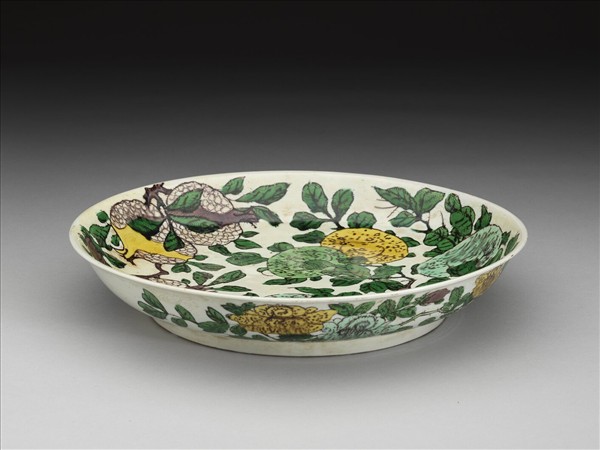 素三彩花果紋盤