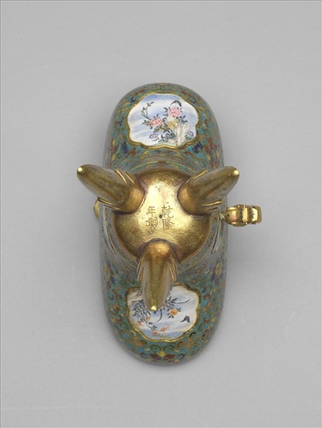 掐絲兼畫琺瑯爵托組