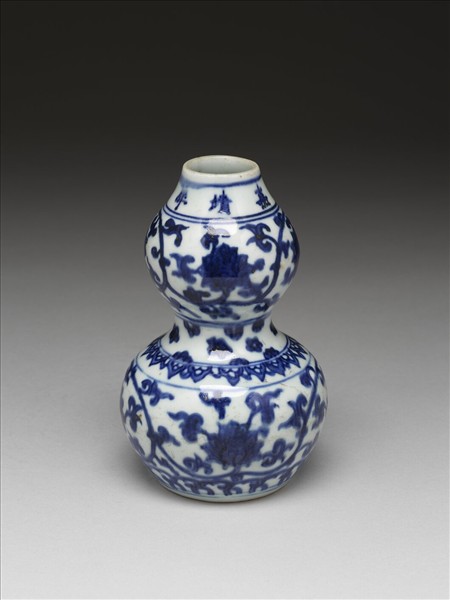 青花蓮花紋葫蘆瓶