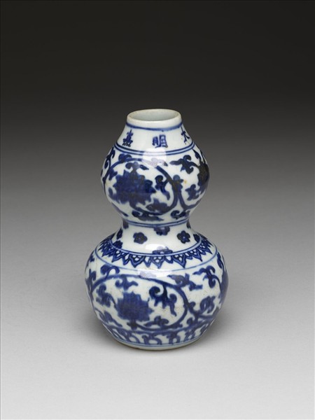 青花蓮花紋葫蘆瓶