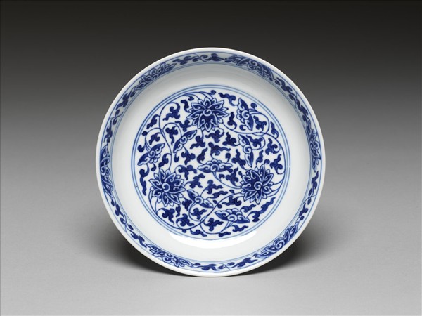 青花番蓮紋盤