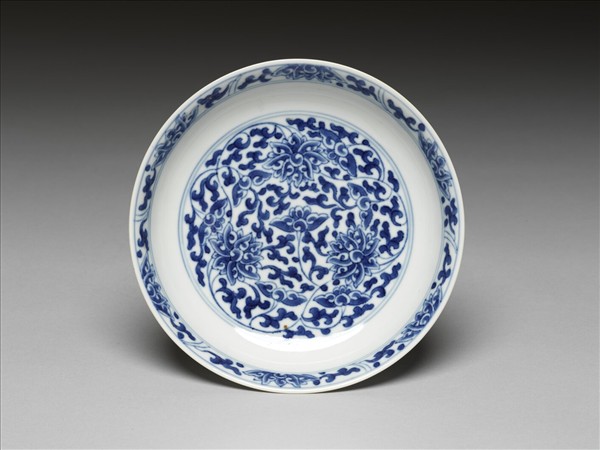 青花番蓮紋盤
