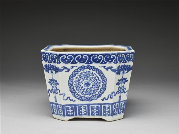 青花花卉紋八方花盆