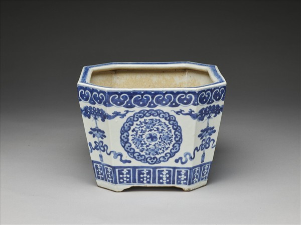 青花花卉紋八方花盆