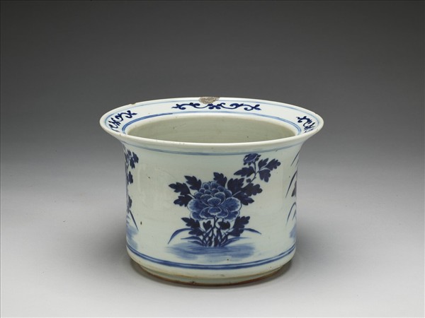 青花四季花卉紋花盆