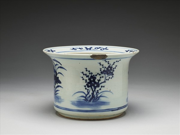 青花四季花卉紋花盆
