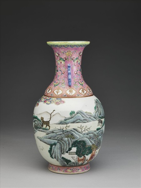 粉彩十二生肖圖瓶