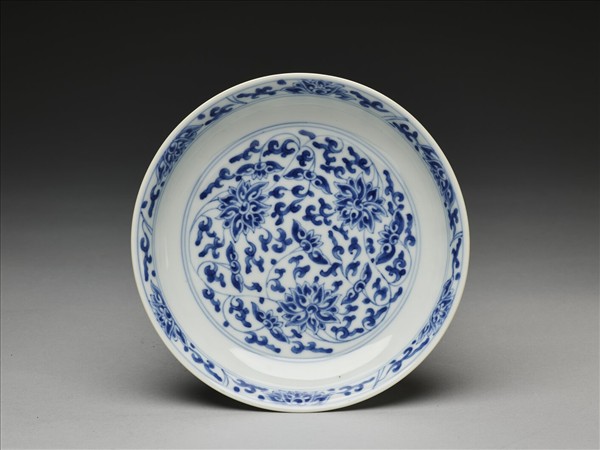 青花番蓮紋盤