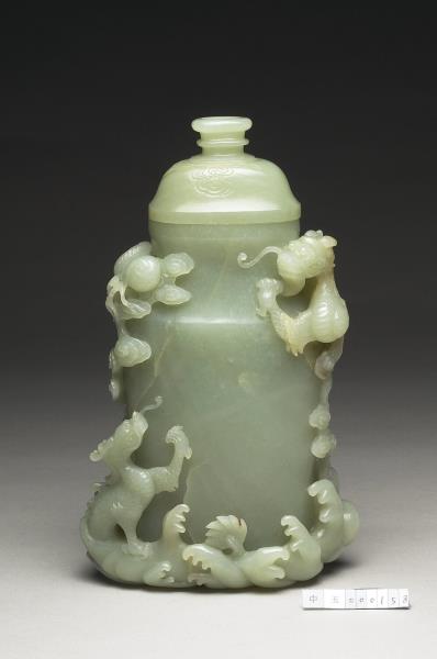 玉雙龍戲珠瓶