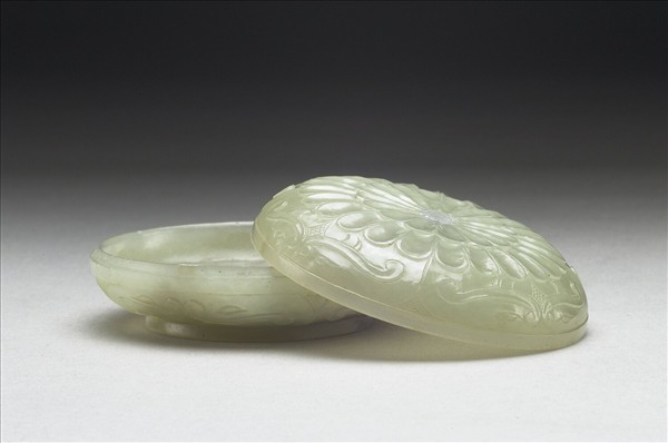 玉菊瓣圓盒