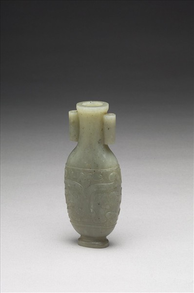 玉獸面紋貫耳瓶