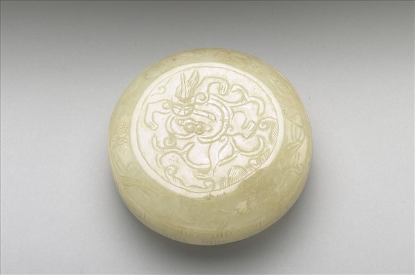 玉蟠螭圓盒