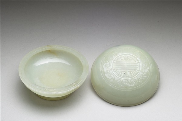 玉五福捧壽圓盒