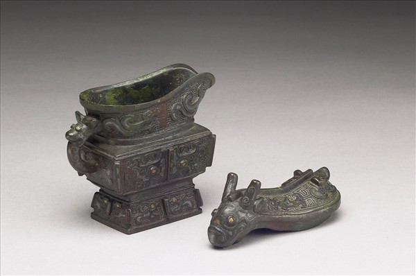 嵌金銀獸面紋觥