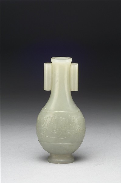 玉番蓮紋瓶