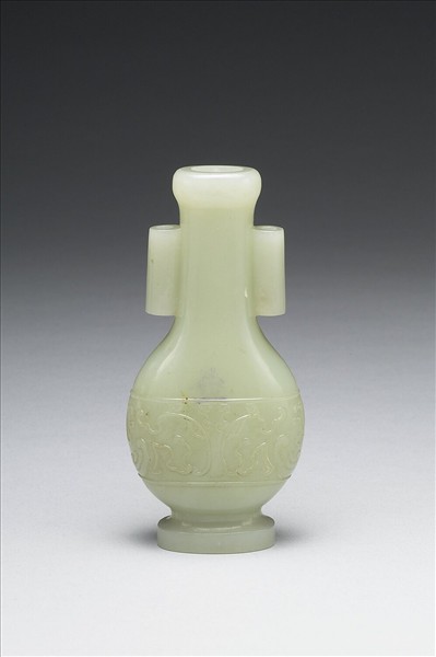 玉獸面紋貫耳瓶