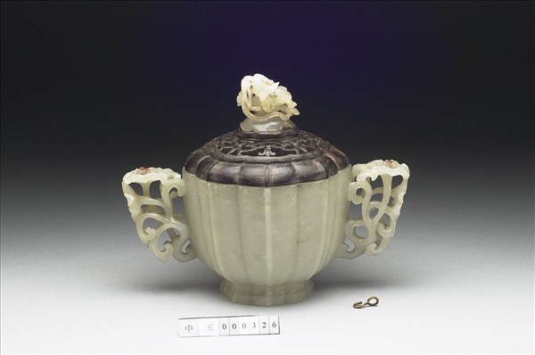 玉蓮瓣式雙耳爐