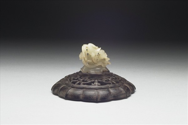 鴛鴦荷葉紋玉頂