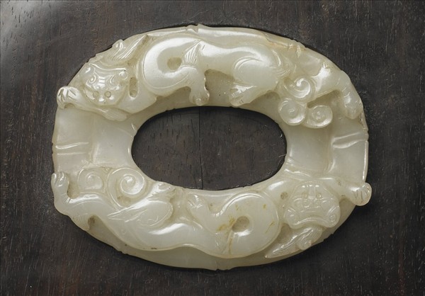 紫檀嵌雙螭紋玉環木盒