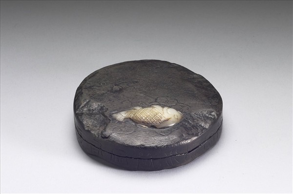 歙溪石函魚藻硯