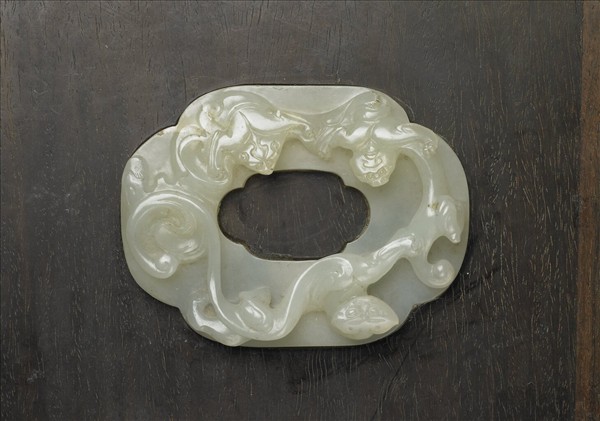 紫檀嵌玉螭龍紋木盒