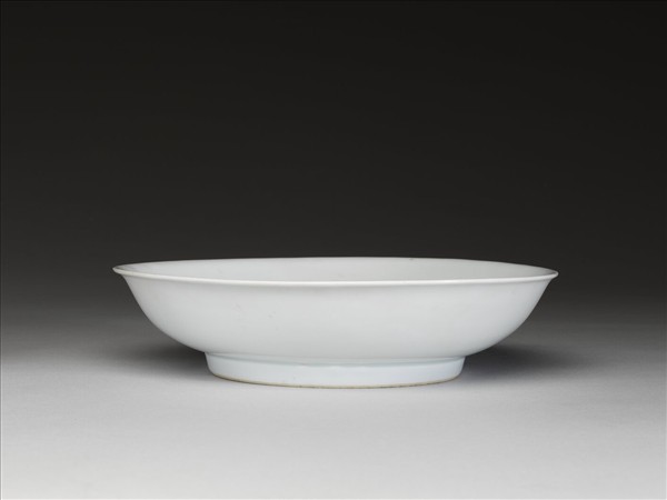 甜白釉盤
