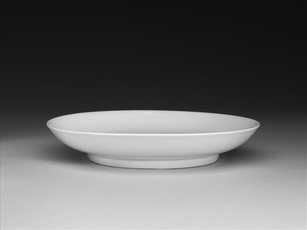 甜白釉盤