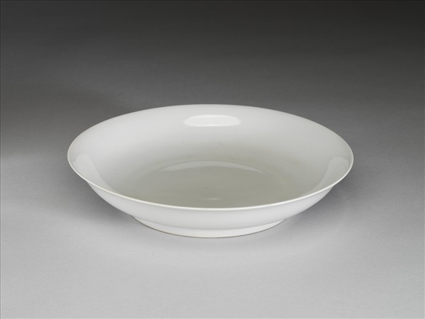 甜白釉盤