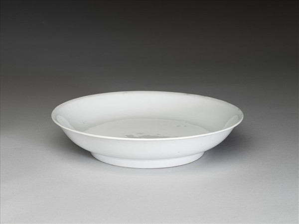 甜白釉盤
