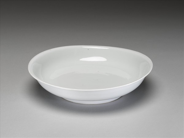 甜白釉盤