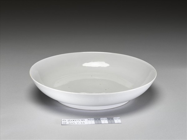 甜白釉盤