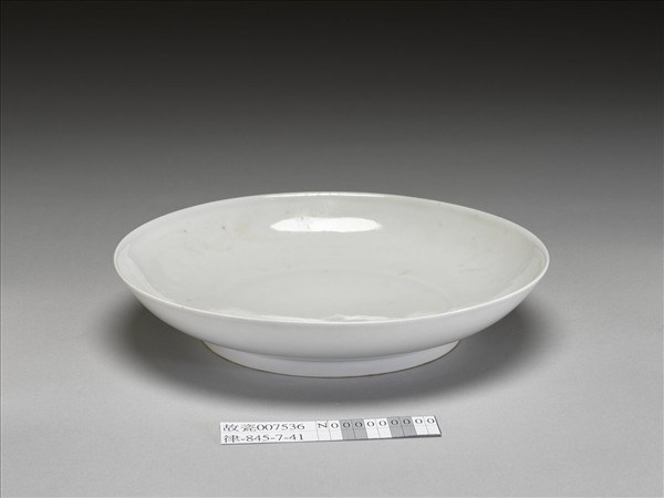 甜白釉盤