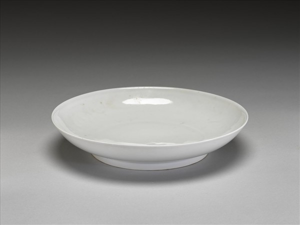 甜白釉盤