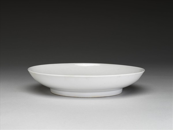 甜白釉盤