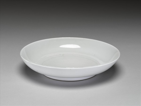 甜白釉盤