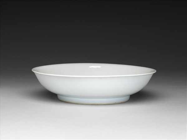 甜白釉盤