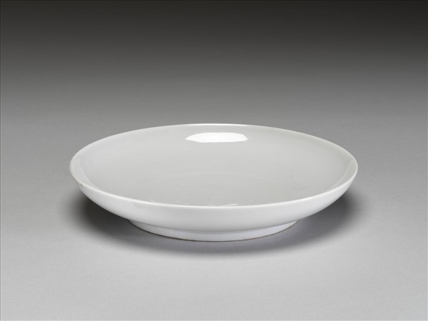 甜白釉盤