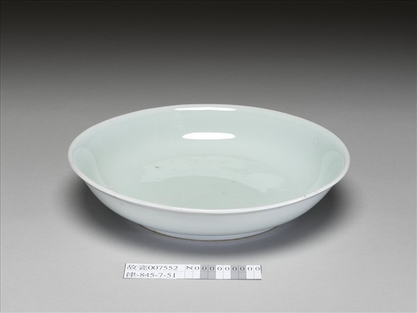甜白釉盤