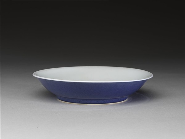 霽青釉白裡盤