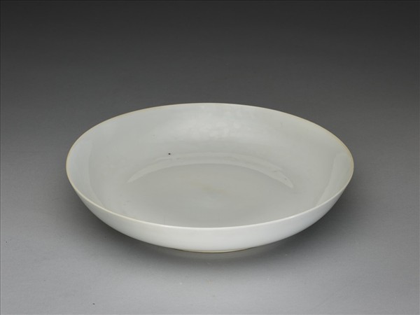 甜白釉盤